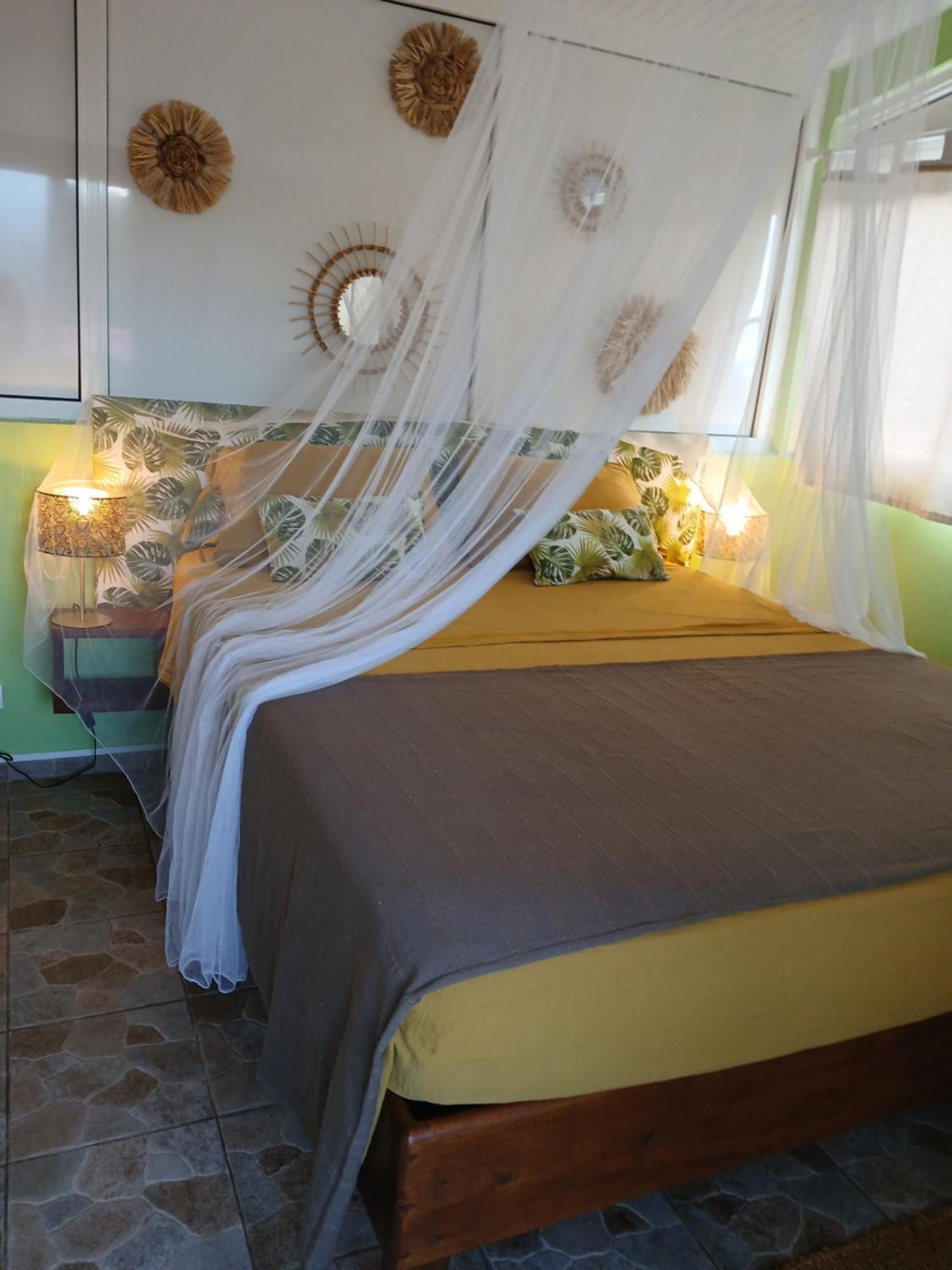 Maisonnette Atypique Au Coeur De La Martinique Riviere-Salee Extérieur photo